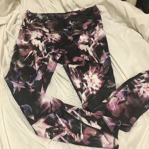 Exercise leggings